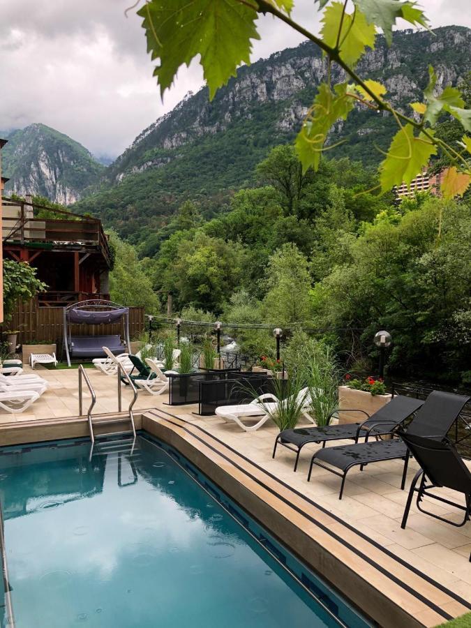 Hotel Holiday Maria Băile Herculane Buitenkant foto